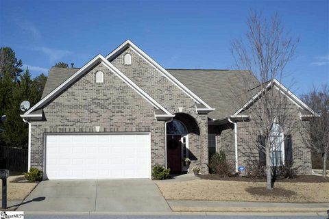 100 Eagle Pass Drive