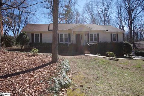 301 Holly Park Lane