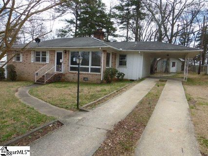7 Woodmont Circle
