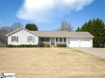 202 Ketura Drive sold home in Ballentine Estates, Easley, SC