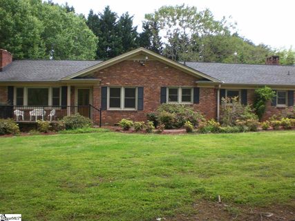 10 Annette Drive