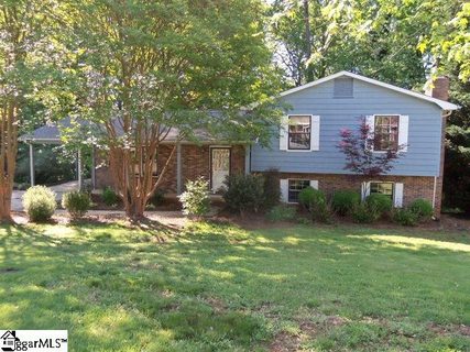 220 Hunters Trail
