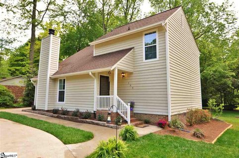 104 Cobblestone Road