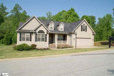 112 Flat Tail Way