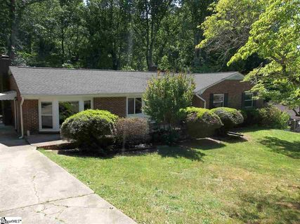 3 Tanglewood Drive