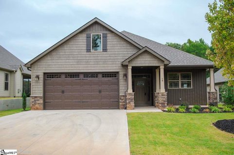 19 Tormek Way sold home in Waterstone Cottages, Greenville, SC