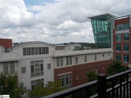 155 Riverplace Unit #405