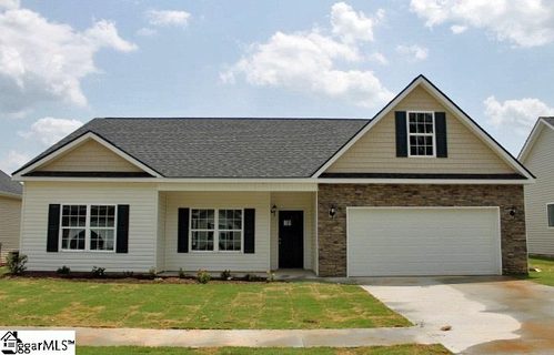 107 Kingsdale Court sold home in Autumn Woods, Simpsonville, SC