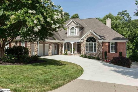 6 Claymore Court