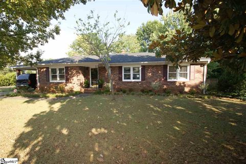 1 Camelback Road sold home in Canterbury Hills, Greenville, SC