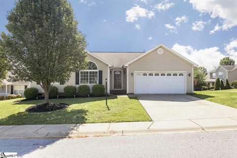 2 Long Pineview Court