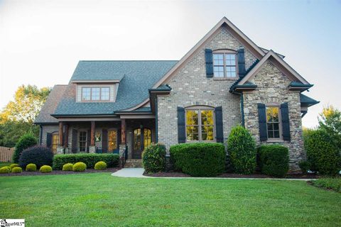 19 Fox Hunt Lane