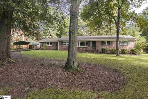 117 Dover Road sold home in Vanderbilt Hills, Spartanburg, SC