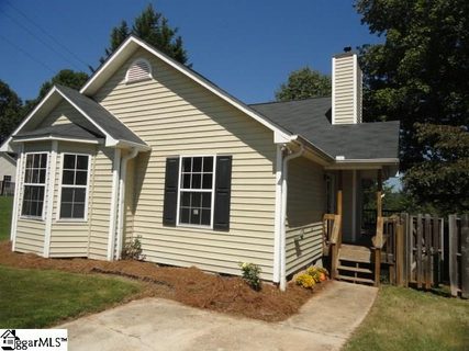 8 Applegate Court