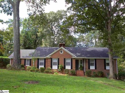 5 Broadmoor Drive sold home in Lake Forest Heights, Greenville, SC