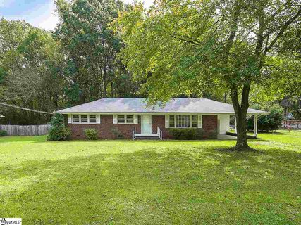 124 Woodview Drive