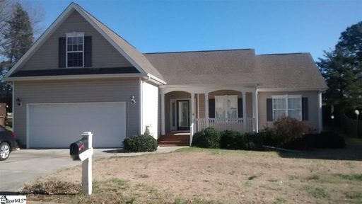 4 Manorwood Court sold home in Lennox Lake, Simpsonville, SC
