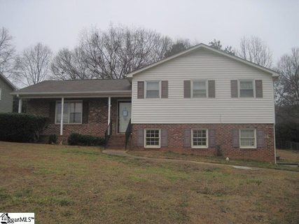 413 Holly Lane