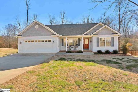 104 Gratiot Lane