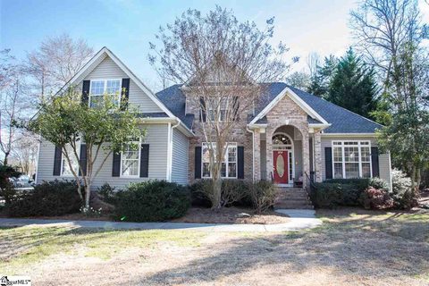 204 Dunrobin Lane