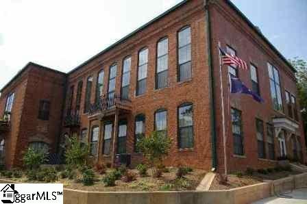 102 Russell Street Unit 202