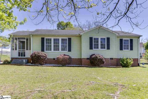 43 Kay Drive