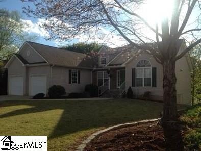 6 Cranston Court sold home in Lennox Lake, Simpsonville, SC