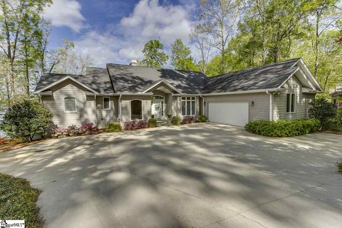 114 S Oak Pointe Drive sold home in South Oak Pointe, Seneca, SC