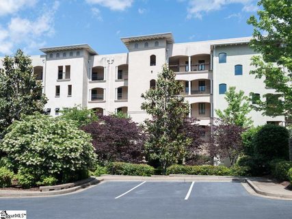 1209 E Washington Street #306