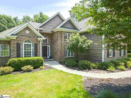 408 Winding Oak Drive