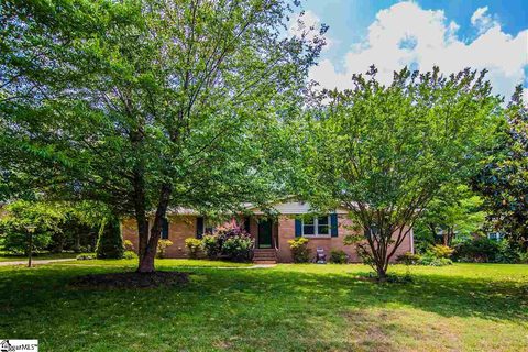 3 Sedgefield Drive