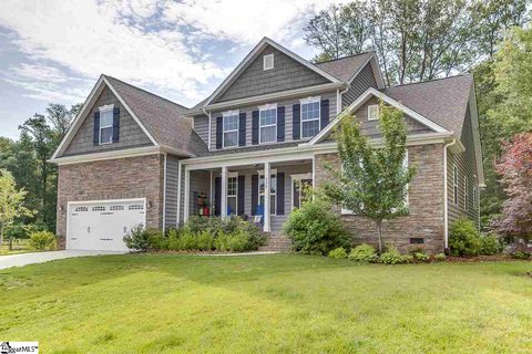 236 Bergen Lane sold home in The Overlook At Bells Creek, Simpsonville, SC