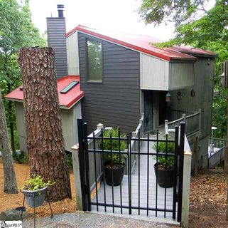 16 Altamont Forest Drive