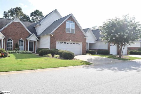 12 Kennebec Lane