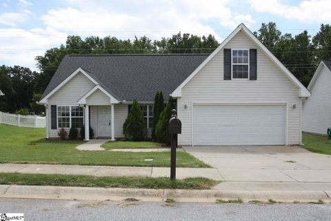112 Lauren Wood Circle