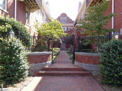 400 E Washington Street unit #3