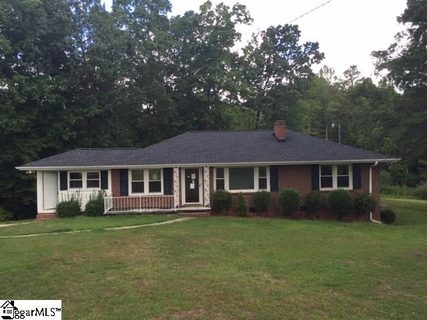 102 Pine Circle