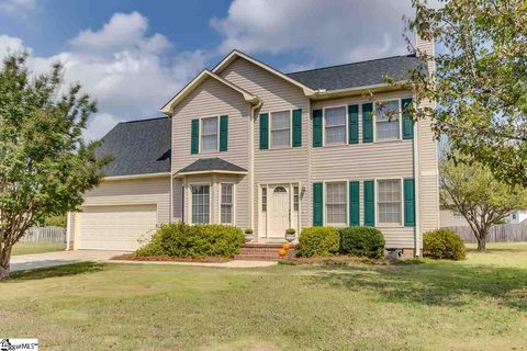 200 Tearose Lane sold home in Rosemont, Simpsonville, SC