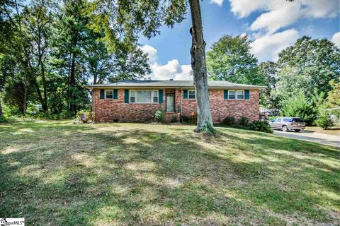 102 Lanier Lane sold home in Pine Valley, Mauldin, SC