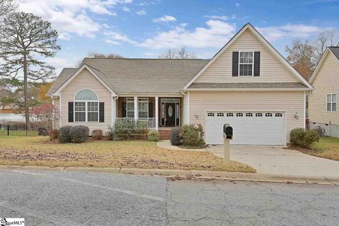 306 Lake Lennox Drive sold home in Lennox Lake, Simpsonville, SC