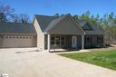 334 Hallie Olivia Drive sold home in Inman, SC