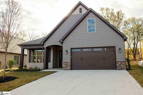 60 Vinton Drive sold home in Windwood Cottages, Greer, SC