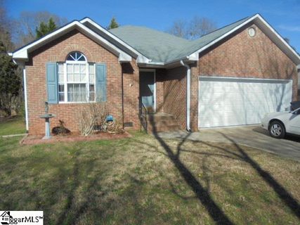 103 Woodbridge Circle