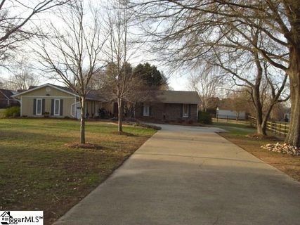 1200 Moore Road sold home in Deerland Plantation, Greenville, SC