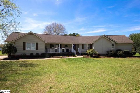 270 Chestnut Hill sold home in Ridgeview Acres, Laurens, SC