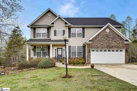 108 Flat Tail Way
