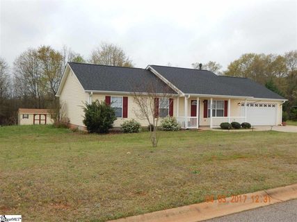 134 Middlebrooke Lane sold home in Blackberry Farms, Wellford, SC