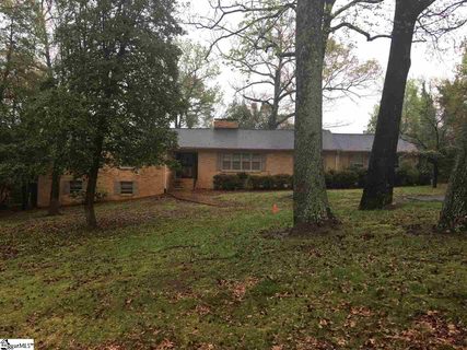 202 Sweetbriar Road sold home in Lake Forest Heights, Greenville, SC