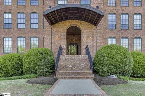 400 Mills Avenue #305