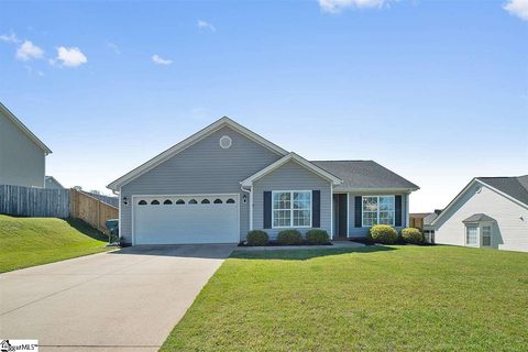 8 Clematis Drive